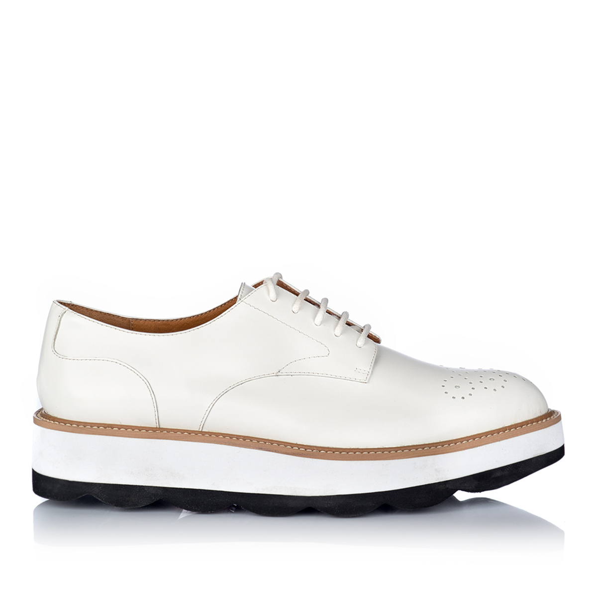 Platform brogues in white leather 